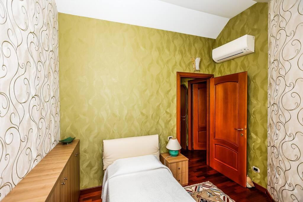 Prestigioso Appartamento Di 70Mq Vicino Milano เลนญาโน ภายนอก รูปภาพ